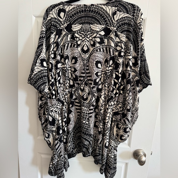 Beautiful Angie Dress - Picture 2 of 2